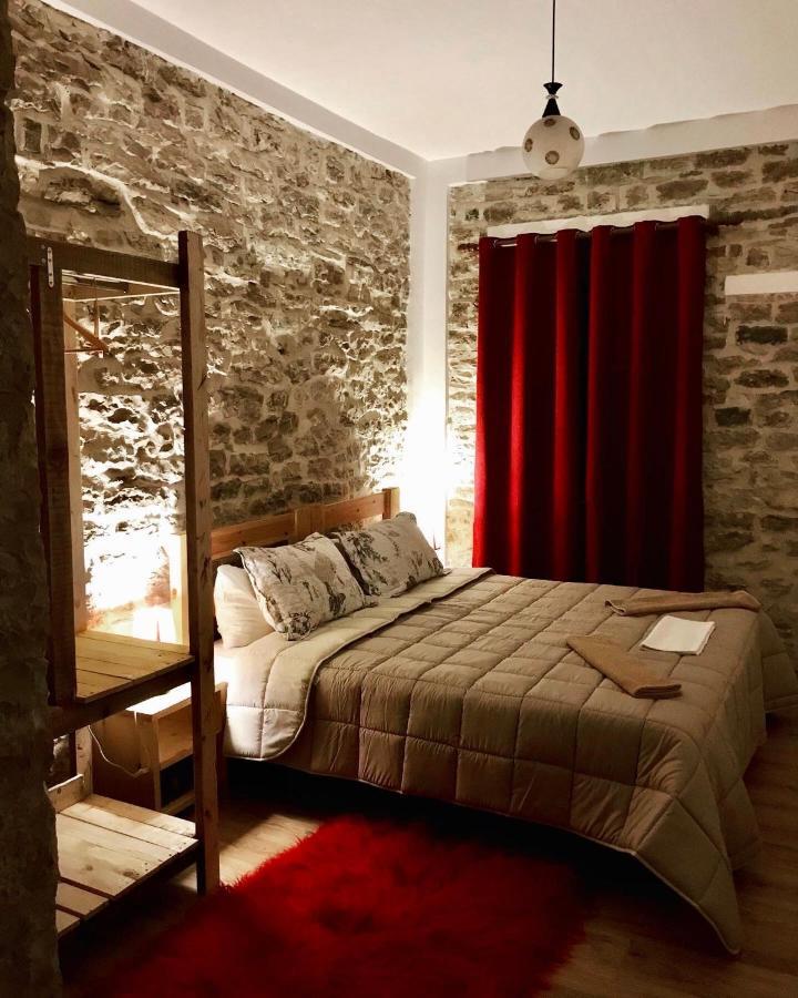 Vila Eri Gjirokastër Dış mekan fotoğraf