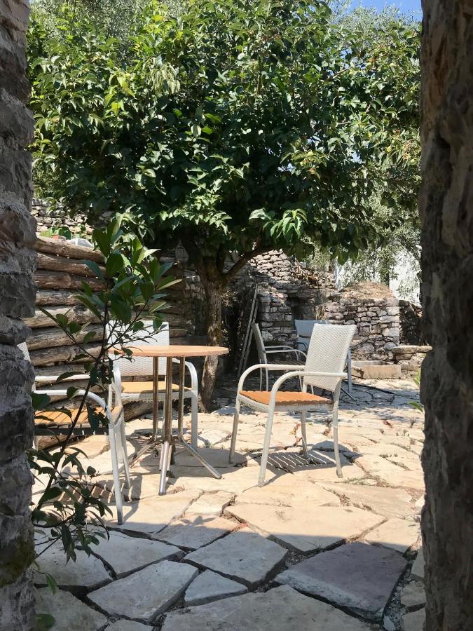 Vila Eri Gjirokastër Dış mekan fotoğraf