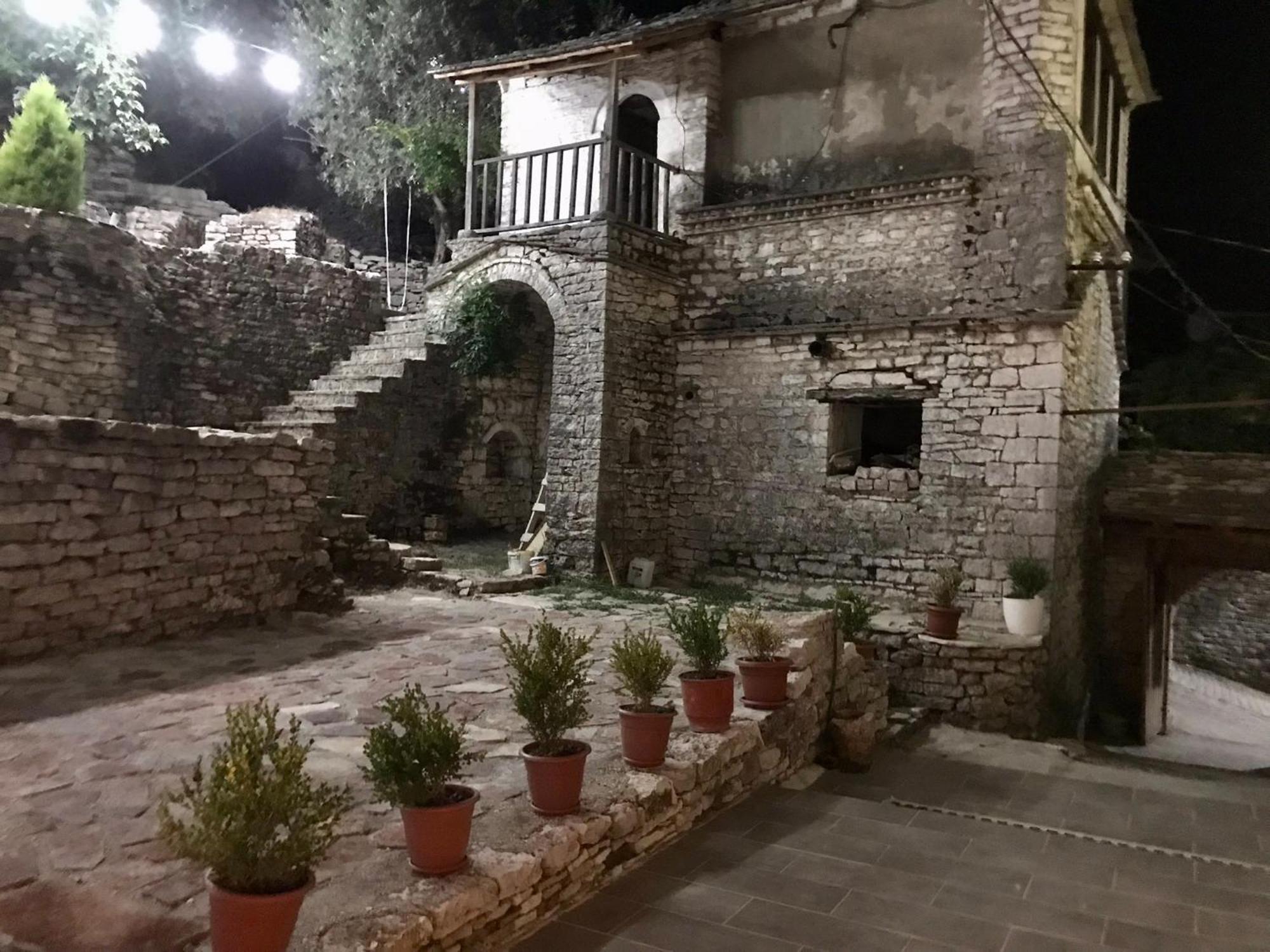 Vila Eri Gjirokastër Dış mekan fotoğraf