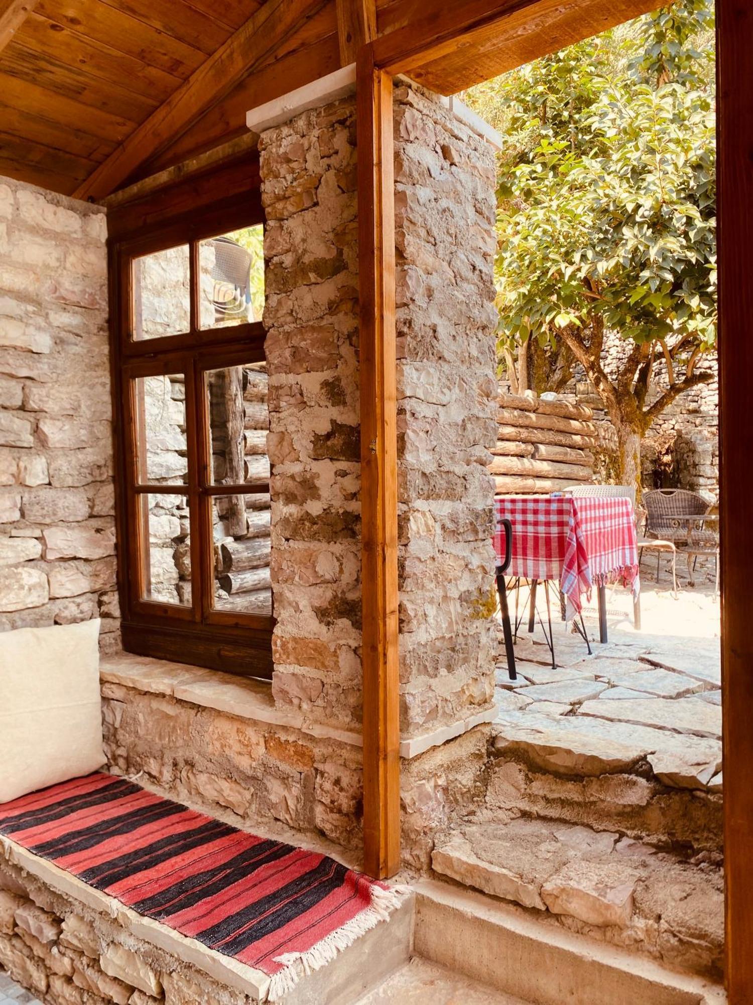 Vila Eri Gjirokastër Dış mekan fotoğraf